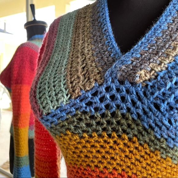 Fun Sexy Colorful Sweater Crochet Colorblock Fitted V-Neck Long Sleeve by GemFOX - Picture 2 of 9